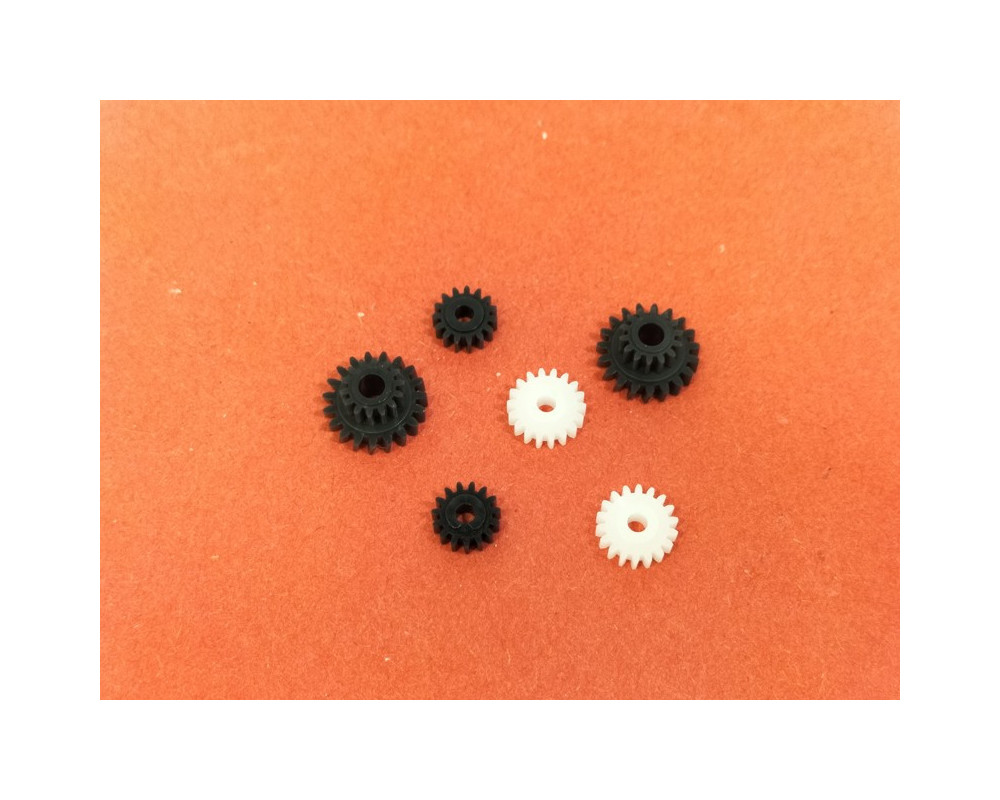Complete set of gears Complete set of gears