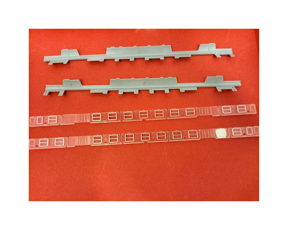 Set vetri laterali + tende per ALe/Le 840 con finestrini Klein Set vetri laterali + tende per ALe/Le 840 con finestrini Klein