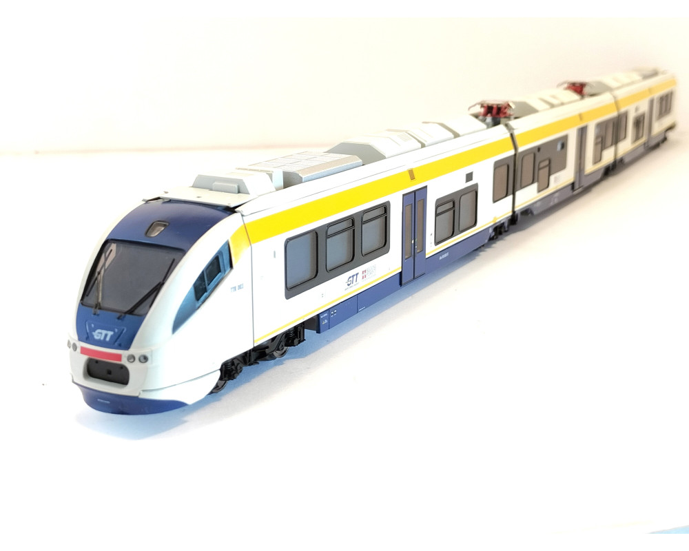 Electric Minuet ME in the livery of the Gruppo Torinese Trasporti GTT