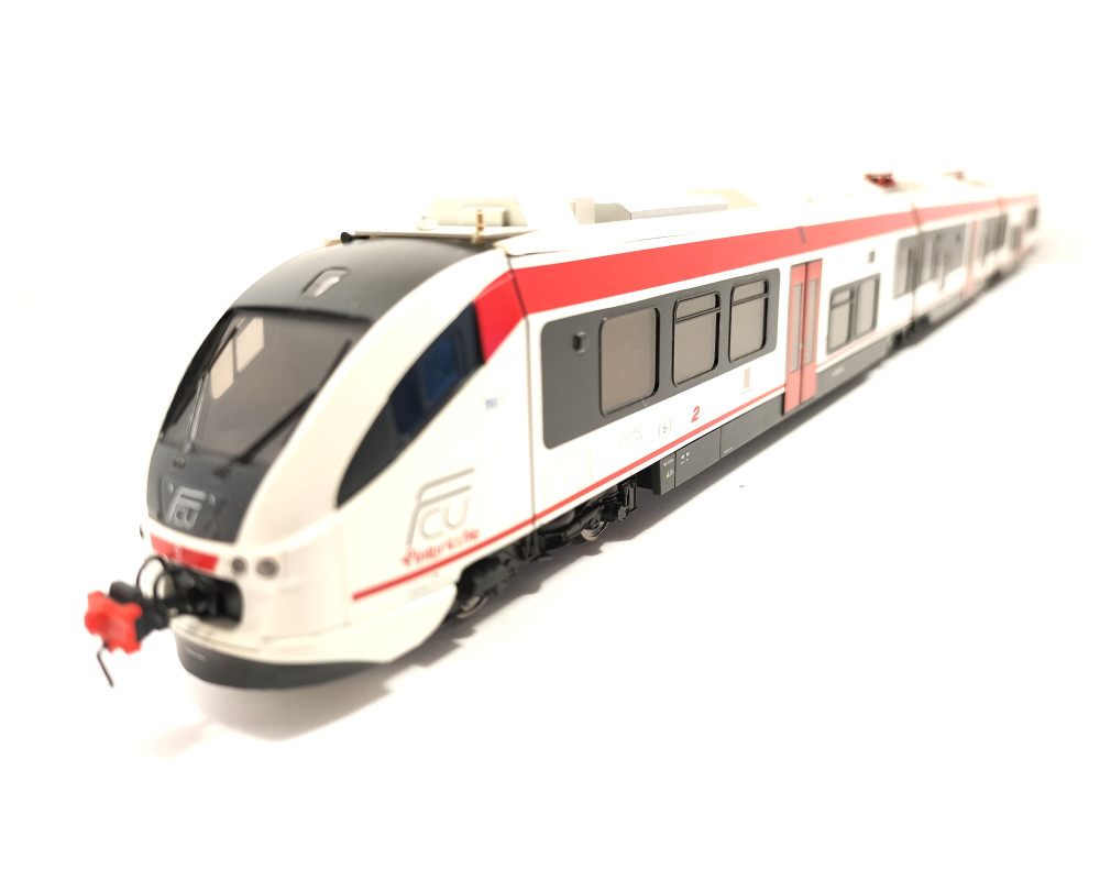 Three-piece ME "Pintoricchio" Minuetto model from the Ferrovia Centrale Umbra