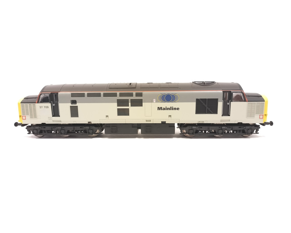 Art.VT2056 Locomotiva diesel a sei assi Classe 37 di Mainline